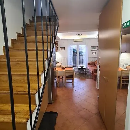 Akacija Gardens Lejlighed *