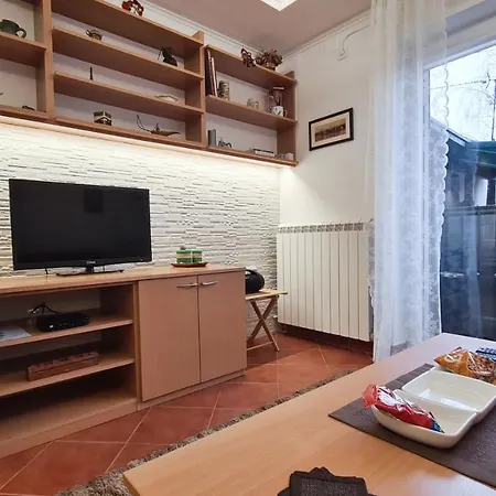 Apartment Akacija Gardens Belgrade