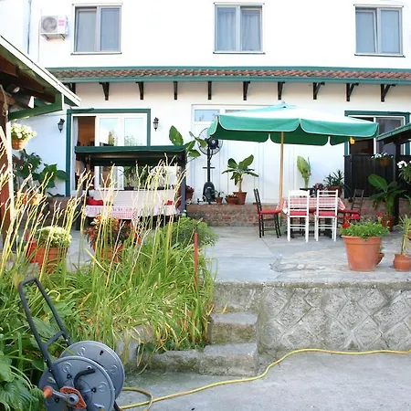 Akacija Gardens